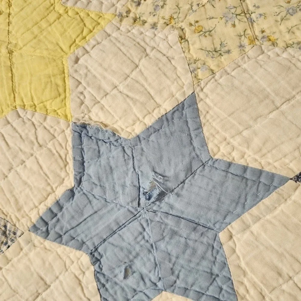 70s‎ heirloom Star patch Quilt 86x81 Handmade Cottagecore Farmhouse Blue Cream